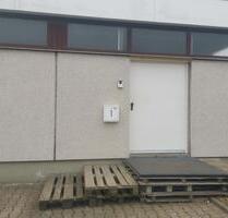 Gewerbefläche inkl. Büroräume - 1.650,00&nbsp;EUR Kaltmiete, ca.&nbsp; 95,00&nbsp;m&sup2; in Garbsen (PLZ: 30827) Berenbostel