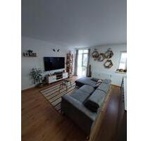 Voll möblierte 2,5 Zimme-W. mit Balkon, Keller, EBK Stellplatz - Mörfelden-Walldorf