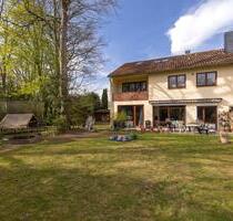 EFH, 13 teilvermietet, großer Garten - Bremen Huchting