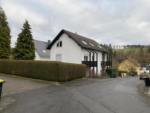 Foto - 3 - Zimmer Dachwohnunung - 215.000,00&nbsp;EUR Kaufpreis, ca.&nbsp; 70,00&nbsp;m&sup2;