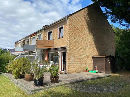 Foto - Reihenendhaus mit Potential u. wunderschönem Garten zu verkaufen