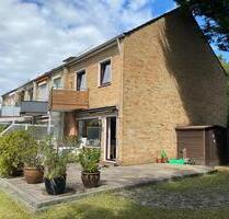 Reihenendhaus mit Potential u. wunderschönem Garten zu verkaufen - Schenefeld