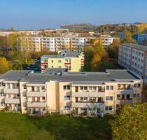 Sanierte 2-Raum-Wohnung mit Terrasse - Saalfeld (Saale)