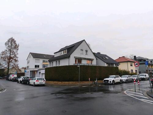 Foto - Haus 3 Wohnungen + 1 Büroeinheit 322 qm zuzüglich 200qm Nutzfläch