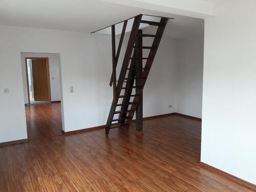 Foto - Schöne Dachgeschosswohnung 100 qm mit 3 Zimmern + Galerie