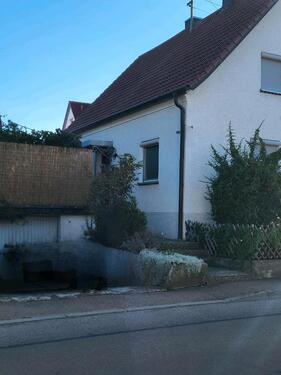 Foto - Freistehendes EFH mit Garage in Reisensburg