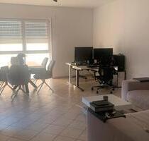 3-Zimmer-Wohnung mit EBK, Fußbodenheizung, Terrasse & Tiefgarage - Wiesbaden Dotzheim