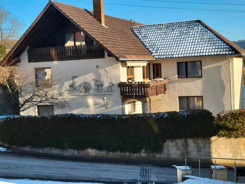 Foto - Solides Einfamilienhaus mit großem Grundstück von privat .