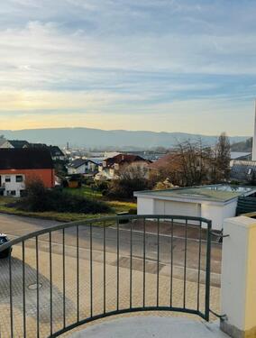 Foto - Helle 3-Zimmer-Wohnung, frisch renoviert mit Balkon und Garage