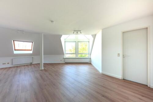 Foto - Helle Maisonette Wohnung mit PKW Stellplatz