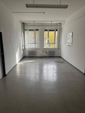 Foto - BüroWerkstatt-Fläche Danzig am Platz 03.E.045