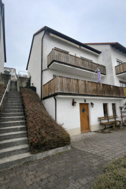 Foto - 2-Zimmer Souterrainwohnung mit Balkon, eigenem Garten & Keller