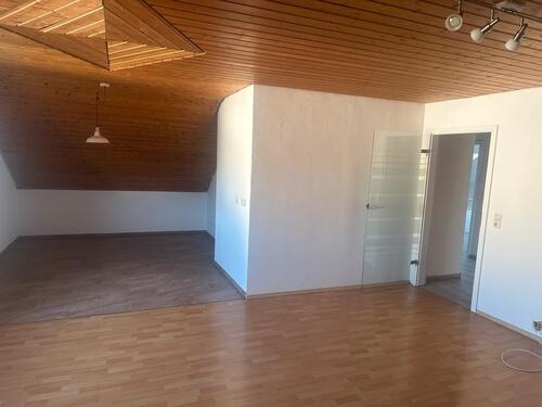 Foto - 3.5 Zimmer Dachgeschoßwohnung zur Miete in Dauchingen