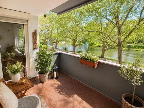 Foto - Wohnglück mitten in der Stadt: 4,5-Zimmer-Juwel direkt am Neckar