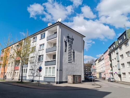 Foto - Renovierte 2-Zimmer-Wohnung im 2.Obergeschoss mit Balkon zu vermieten!