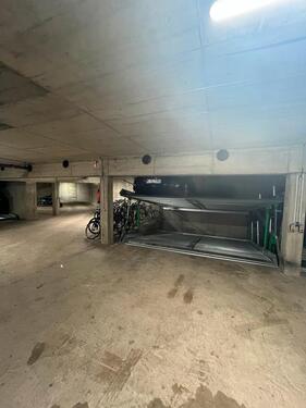 Foto - Tiefgaragenstellplatz - Sülz Remigiusstr. 20a - Autohöhe 1.5m