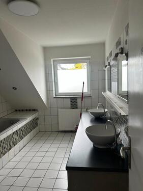 Foto - Helle Eigentumswhg.in Stolberg-Donnerberg, 4 ZKDB u. gr: Balkon