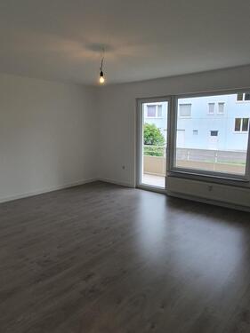 Foto - Top 2-Zi.-Whg. im 1. OG mit 'Süd-Loggia' und GA in Lüdenscheid