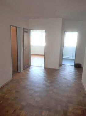 Foto - Schöne 2-ZKB Wohnung mit Einbauküche Nähe Bahnhof Wilhelmshöhe