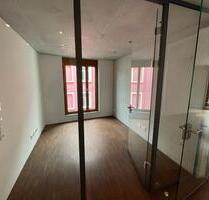 Moderne 3 Zi.-Wohnung - 1.300,00&nbsp;EUR Kaltmiete, ca.&nbsp; 82,00&nbsp;m&sup2; in Offenburg (PLZ: 77654) Rammersweier