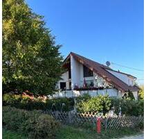 Drei-Zimmer Mietwohnung - 950,00&nbsp;EUR Kaltmiete, ca.&nbsp; 65,00&nbsp;m&sup2; in Staufen im Breisgau (PLZ: 79219)