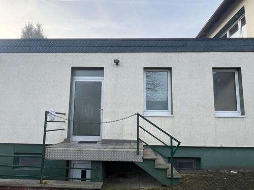 Foto - Vermiete Lager Büro Präsentationsfläche