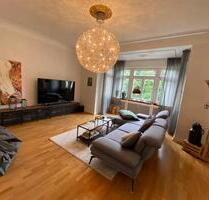 Verkaufe: Stilvolle 4-Zimmer-Wohnung (ca.134 m²) mit Balkon - Rheine