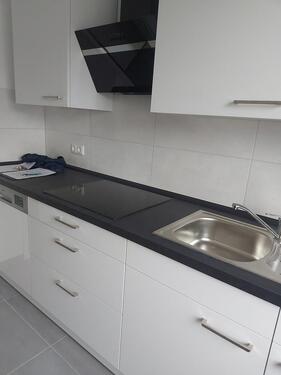 Foto - Moderne 3-Zimmer-Wohnung mit Balkon im II OG zu vermieten