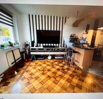 Gotha 3Zi 2 Bäder inkl. Küche, Parkett, Balkon am Schlosspark