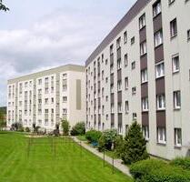 Hochwertig sanierte 2-Raumwohung m. Einbauküche, Balkon, Stellpl. - Bernstadt auf dem Eigen