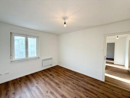 Foto - Perfekt geeignet für 2-er WG! Freie & helle 2-Zimmer-Wohnung im 2.OG in nettem MFH direkt an der TH in Nürnberg Wöhrd