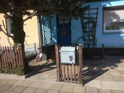 Foto - Reihenmittelhaus mit 7 Zimmer Terrasse und PKW Auffahrt