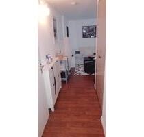 Kleine 1 Zi Souterrain Wohnung mit Micro Hofnutzung - Bremen Östliche Vorstadt