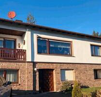 Freistehendes Einfamilienhaus - 348.000,00&nbsp;EUR Kaufpreis, ca.&nbsp; 200,00&nbsp;m&sup2; in Hönningen (PLZ: 53506)