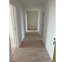 3 Zimmer Wohnung zu vermieten - 500,00&nbsp;EUR Kaltmiete, ca.&nbsp; 80,50&nbsp;m&sup2; in Hof (PLZ: 95032) Christiansreuth