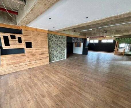 Foto - Ladenlokal 140 qm EG + 97 qm KG