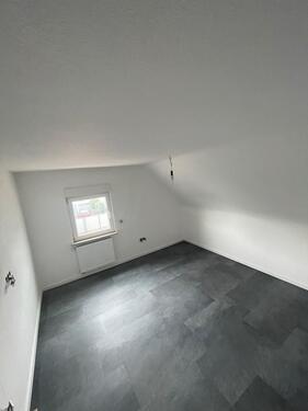 Foto - Haus zu vermieten in Bellheim - 1.750,00&nbsp;EUR Kaltmiete, ca.&nbsp; 120,00&nbsp;m&sup2;