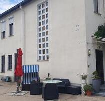 Einfamilienhaus Gewerbeobjekt mit großer Wohnung und Lager - Dresden Cotta