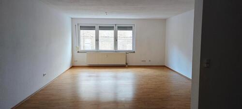 Foto - Charmante 2-Raum-Wohnung mit 75 m² in Edersleben – Ideal für Singles und Paare