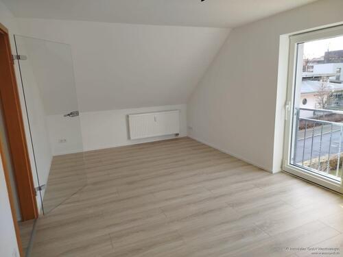 Foto - Schicke Dachgeschoss- Zweiraumwohnung in ruhiger Lage