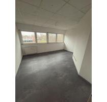 Schönes Saniertes BüroPraxistläche Nähe Cellerstr. - Braunschweig Lehndorf-Watenbüttel