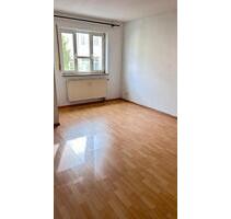 1 Zimmerwohnung am Heuchelhof - 720,00 EUR Kaltmiete, ca. 39,00 m² in Würzburg (PLZ: 97084) Heuchelhof 1 Zimmerwohnung am Heuchelhof - 720,00 EUR Kaltmiete, ca. 39,00 m² in Würzburg (PLZ: 97084) Heuchelhof