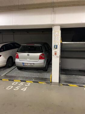 Foto - Tiefgaragenstellplatz im Europaviertel zu vermieten