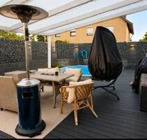 Haus Bungalow mit Pool und Terasse freistehend Photovoltaik - Nörvenich