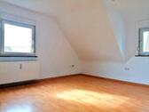 Foto - 3-Zimmer DG Wohnung - 780,00 EUR Kaltmiete,