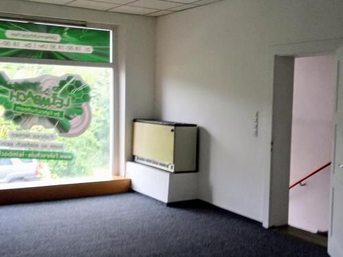 Foto - Laden Gewerbe-, Therapieraum Büro gut sichtbar im Zentrum