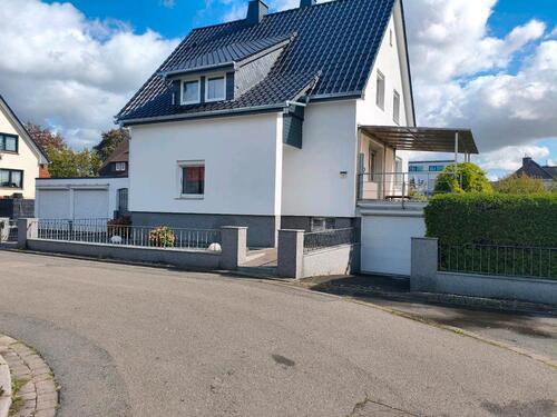 Foto - Einfamilienhaus 5 Zi. - 550.000,00 EUR Kaufpreis,