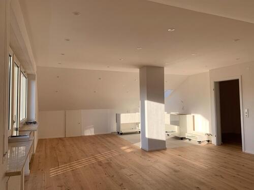 Foto - 3.5 Zimmer Dachgeschoßwohnung zur Miete in Warthausen