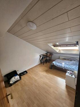 Foto - 2 Zimmer Dachgeschoßwohnung in Bruchköbel