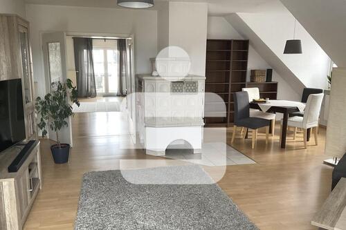 Foto - Außergewöhnlich großzügig! - 850,00&nbsp;EUR Kaltmiete, ca.&nbsp; 130,00&nbsp;m&sup2;